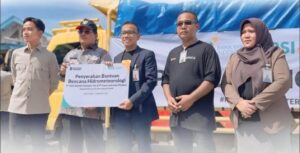 Dihadapan Wapres Gibran, BSI Serahkan Bantuan Tahap III Korban Banjir di Aceh Singkil 2