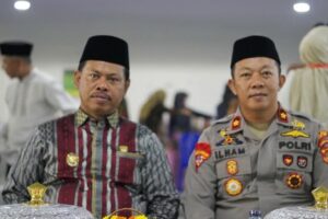 Haru dan Doa Iringi Pelepasan 139 Jamaah Haji Kolaka Utara, Jamaah Tertua Berusia 90 Tahun 8