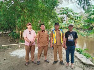 Kadis PUPR Kolaka Utara Tinjau Dua Titik Rawan Banjir, Siapkan Langkah Normalisasi Sungai 16