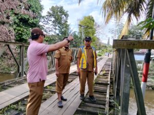 Kadis PUPR Kolaka Utara Tinjau Dua Titik Rawan Banjir, Siapkan Langkah Normalisasi Sungai 19