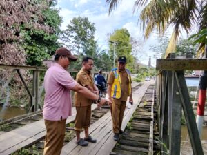 Kadis PUPR Kolaka Utara Tinjau Dua Titik Rawan Banjir, Siapkan Langkah Normalisasi Sungai 18